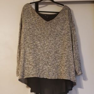 Sweater w/ open back